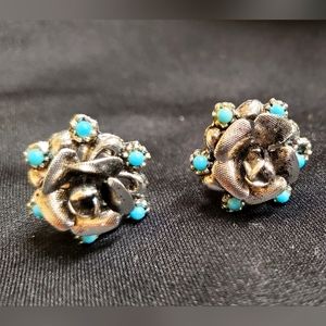 Vintage Clip On Turquoise and Silver Rosette Earrings